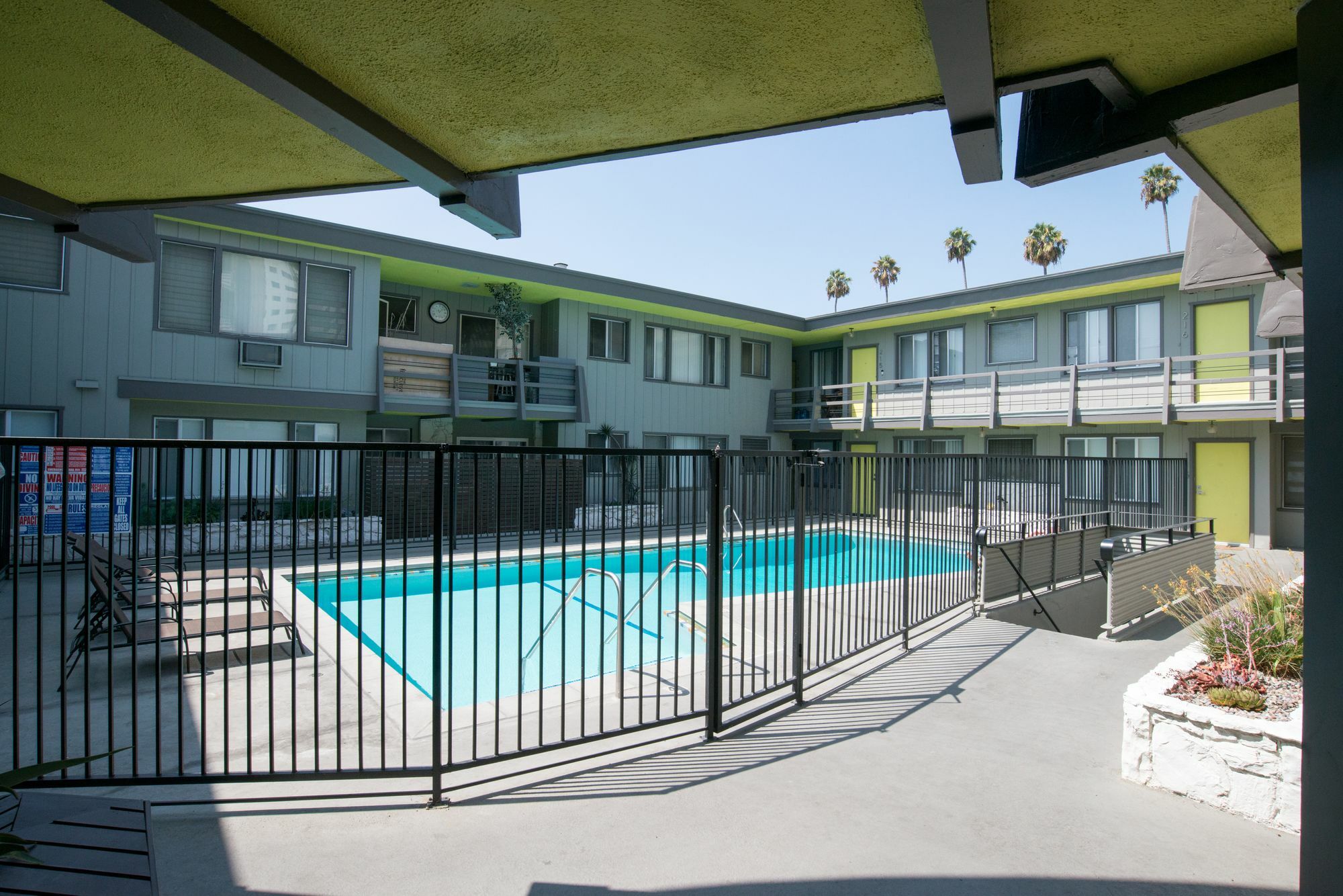 Hollywood Apartments Los Angeles Exterior photo